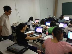 仁和会计学校课堂
